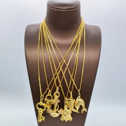 Pendentif Colliers Chaîne plaquée or et pendentifs pour homme femmes africain Dubaï cuivre bijoux accessoires taille S éléphant croix Vintage fête
