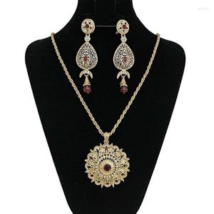 Collares pendientes Conjunto de collar chapado en oro para novia Verde Rojo Colgantes de diamantes de imitación Pendiente de gota de agua Marruecos Joyería de boda árabe Mujeres