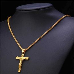 Collares colgantes Collar de cadena de plata de oro para hombres Pieza de Jesús Moda 18k Chapado en acero inoxidable Inri Crucifijo Cruz Joyería A56