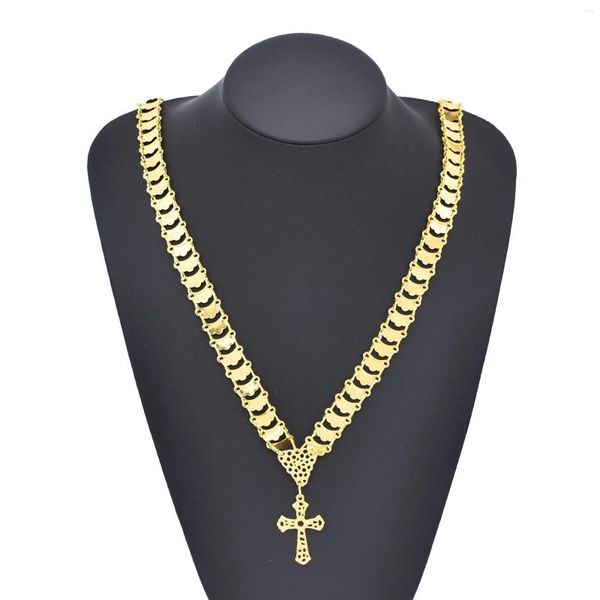 Collares colgantes Collar de cruz hueca de metal dorado para mujeres 2024 Cadenas de suéter de tendencia Boho Accesorios de joyería étnica turca