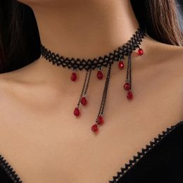 Hanger Kettingen Goth Zwart Kant Sleutelbeenketting Necklae Voor Vrouwen Fashion Statement Vintage Rood Bloed Patroon Kwastje Choker Sieraden Cadeau