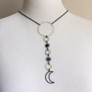 Pendentif Colliers Goth Moon Collier Phase Dainty Crescent Witchy Charm Mystique Bijoux faits à la main Femmes Cadeau Déclaration