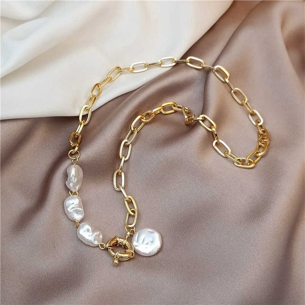 Collares pendientes Goth Pearl Metal Gargantilla Collar Oro Color Lazo Colgantes Mujeres Joyería Cuello Cadena Kpop Beads Collar Chocker Collar Para Niña Z0417