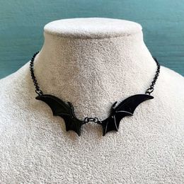 Hanger kettingen Goth Vampire Vintage Bat Wings Pendant Choker ketting Kerstmis heksachtig cadeau voor vrouwen beste vrienden nieuwe mode sieraden Z0417