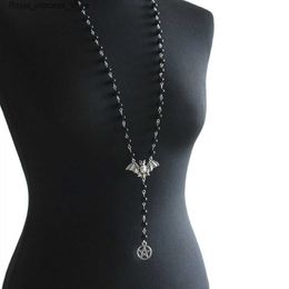 Colliers pendants Collier pendentif de chauve-souris Gothic Chaîne de perles Retro Pagan Pentagonal Gothic Collier Homme Bijoux ACCESSOIRES Q240426