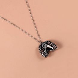 Hangende kettingen Gotische ketting 2021 Overdreven metalen hart voor vrouwen sleutelbeen ketting sieradenkraag para mujer