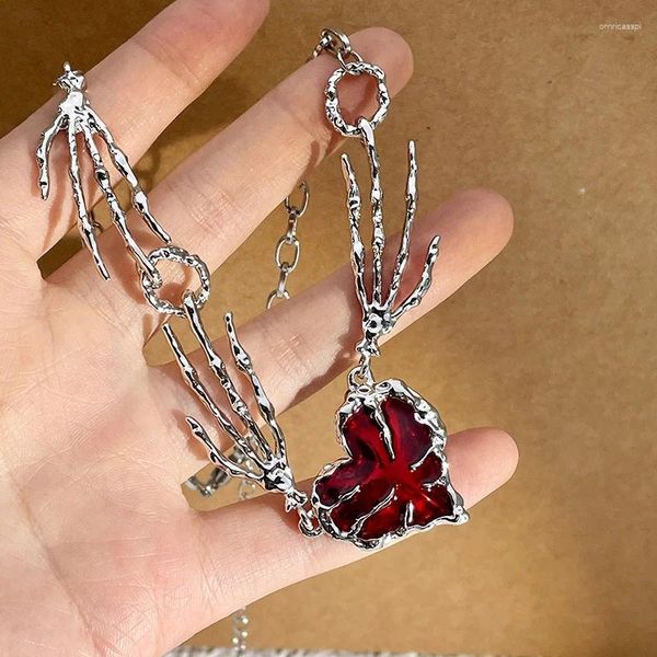 Colliers pendants Collier de coeur de griffe de crâne gothique pour femmes TRENDY CRISTAL ROUGE LOV