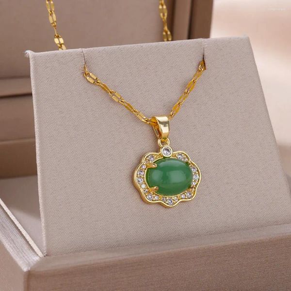 Collares colgantes Collar de piedra de vidrio verde para mujeres Acero inoxidable Chapado en oro Zicon Accesorios de joyería Regalo