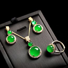 Hanger kettingen groene witte jade chalcedony ketting oorbellen ringen ingesteld voor mama en vriendin.