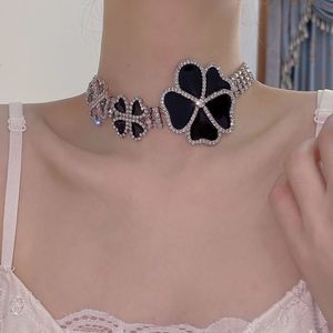 Hanger Kettingen GSOLD Luxe Zwart Emaille Bloemen Choker Ketting Voor Vrouwen Gift Grote Bloemen Sleutelbeen Keten Kraag Hals 230617