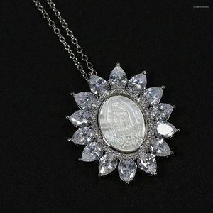 Hangende kettingen guaiguai sieraden witte schaal parel maagdelijk mary helder cz micro pave ovale vorm ketting voor dame eenvoudige mode geschenken