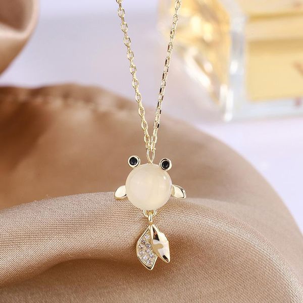 Pendentif Colliers Gufa Gold Collier Femelle Petit Poisson Rouge Diamant Naturel Chalcédoine Cou Chaîne Cou Pour Les Femmes De Mariage PartyPendant