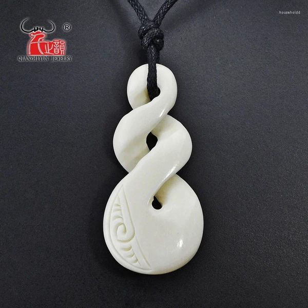 Pendentif Colliers GX011 Sculpté à la main Twisted Zealand Maori Tribal Collier Femme Collier pour hommes Yak Bone Infinity pour le surf