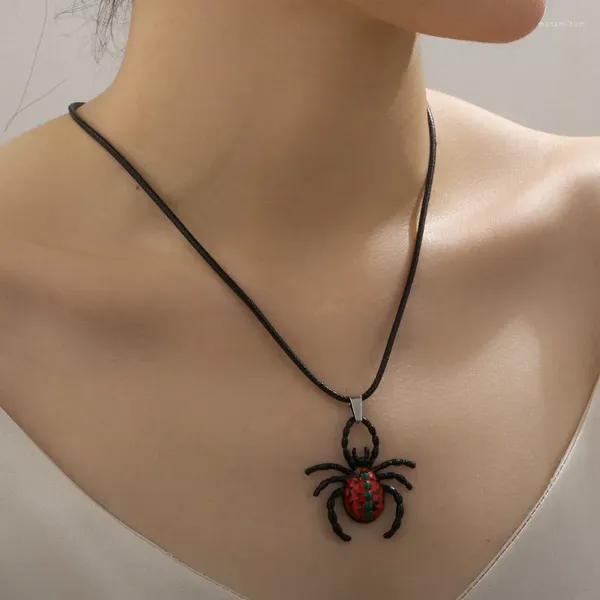 Pendentif Colliers Halloween Farcical Imitation Spider Gothic Dark Wind Noir PU Cuir Corde Clavicule Chaîne Collier De Mode