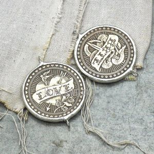 Pendentif Colliers Soudé À La Main Amour Et Haine Coeur Avec Poignard Flèche Dollar Coin Connecteur Rose Oiseau DesignPendentif