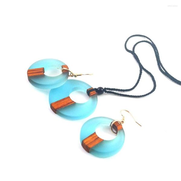 Collares pendientes Elementos naturales de madera hechos a mano Traje de collar redondo Venta de regalos de joyería de declaración de alta calidad