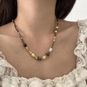 Collares colgantes hechos a mano vintage colorido irregular cuentas geométricas cadena gargantilla collar para mujeres unisex joyería de moda de madera coreana