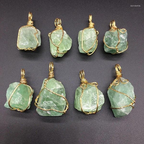 Collares colgantes Alambre hecho a mano Envuelto Color oro Nuggets Irregular Piedra original Natural Verde Fluorita Cuarzo Colgantes Joyería de las mujeres