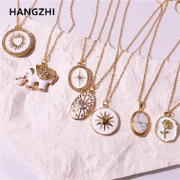 Collares colgantes Hangzhi 2024 Retro Exquisitness White Drop Glaze Rose Sun Love Elephant Inlaid Zircon Collar para mujeres Joyería