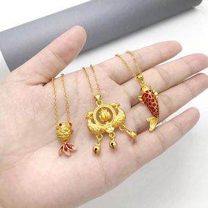 Collares colgantes Hard Gold Fish Girl Cute Wave Collar Cadena de clavícula Goldfish Long Life Lock Plateado