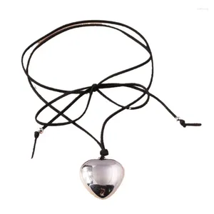 Colliers pendentif coeur ras du cou réglable collier de corde noire grand