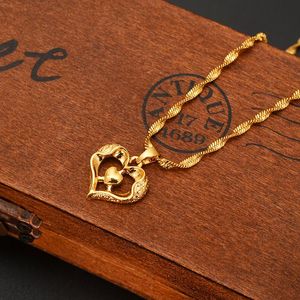 Collares pendientes Cruz del corazón y joyería romántica Relleno de oro fino para mujer Regalo de boda Novia Esposa Regalos Colgante