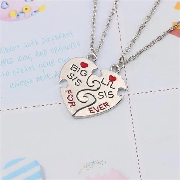 Collares colgantes Collar hermana del corazón 2 PCS-SET SIS BIG SIS PARA Ever Red Alphabet Women Family Friends Accesorios de joyas regalo