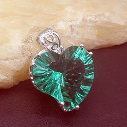 Pendentif Colliers Hermosa Bijoux Coeur Forme Incroyable Topaze Verte Argent Couleur Collier De Charme Pour Les Femmes Cadeaux 20234724