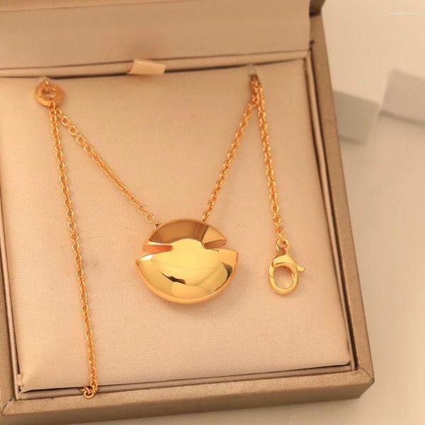 Colliers pendentifs Collier circulaire de haute qualité accessoires pour femmes minimalistes