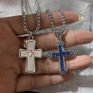 Colliers pendentifs Collier croix de zircone cubique de haute qualité pour hommes et femmes Hip Hop Rock Christian Faith Amulet Jewelry Gift