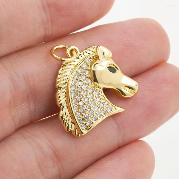 Collares colgantes Hip Hop Ganado Cabeza de caballo Collar CZ Chapado en oro Accesorios de animales para el regalo del amante Hombres Fabricación de joyas