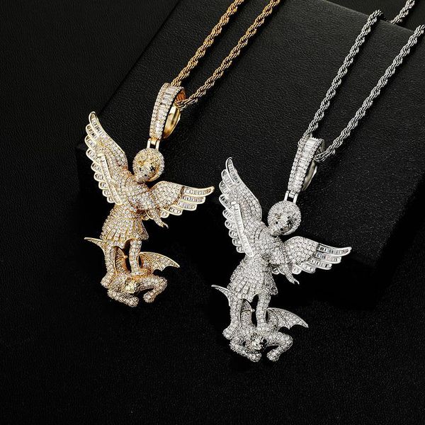 Colliers pendants Hip Hop micro-pavé cubique Zirconi Bling Iced Out Angel bat Collier de pendentifs démon