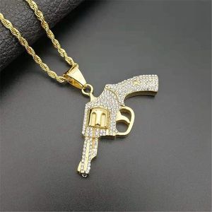 Hanger kettingen hiphop revolver pistool pistool vorm ketting goud kleur ijskoud kubieke zirconia ketting heren rock sieraden cadeau drop