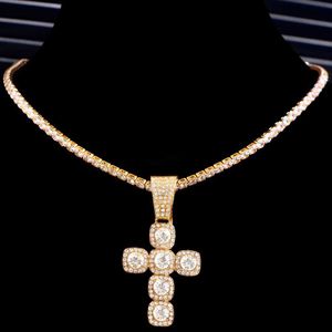 Pendentif Colliers Hip Hop Square Crystal Cross Tennis Collier Hommes Femmes 4mm Zircon Chaîne Collier Charme Bijoux Religieux