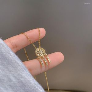 Hanger kettingen holle droom catcher blad veer glanzende kristallen moderne charmante ketting voor vrouwen feestjuwelen Koreaanse kraag