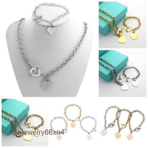 Pendentif Colliers Vente chaude anniversaire cadeau de Noël 925 argent amour collier bracelet ensemble déclaration de mariage bijoux coeur bracelet ensembles 2 en 1 23ess mouvement courant 17Q2