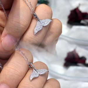 Hanger Kettingen Huitan Creative Fish Tail Design Ketting Crystal Mermaid Voor Vrouwen Fancy Girl Gift Wedding Party Trend Sieraden