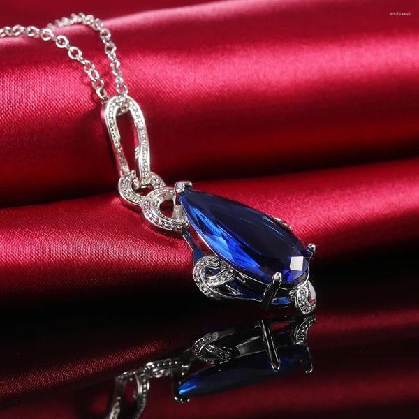 Collares colgantes Huitan Forma de pera Azul Acrílico Piedra Collar vintage para mujeres Joyería de fiesta de baile Regalo de aniversario Mujer al por mayor