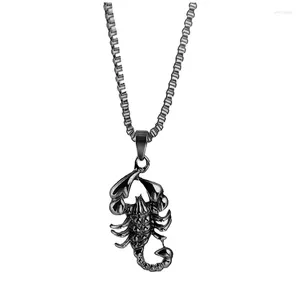 Pendentif Colliers Huitan élégant Scorpion collier pour femmes/hommes mode insérer accessoires femme à la mode fête hiphop style bijoux