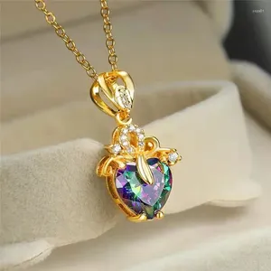 Pendentif Colliers Huitan Unique Multi-Coloré Coeur CZ Collier Pour Femmes Magnifique Mariée Mariage Anniversaire Fête Bijoux À La Mode