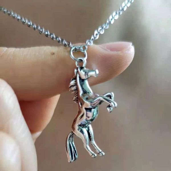 Pendentif Colliers Hzew Collier de cheval 3D pour femmes Accessoires pour hommes