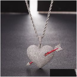 Colliers pendants Iced Out flèche à travers le coeur Collier avec chaîne de corde couleur or bling cubic zircon