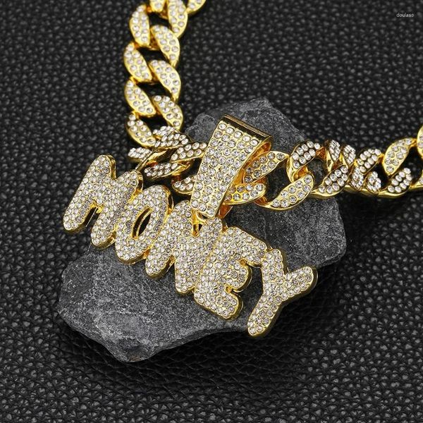 Colliers de pendentif Iced Big Chain avec alliage et collier de lettre d'argent hip hop en alliage et en strass