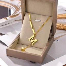 Collares colgantes Carta inicial Collar de acero inoxidable para mujeres Fashion Gold Color Clain A-Z Alphabet Clavicle Jewelry Gift