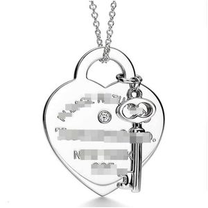 Hangende kettingen ISM Classic Love Brand Key ketting Hartvormige S925 Sier High Edition Minimalistisch ontwerp O-Bone Drop Delivery Jewel OT1YP