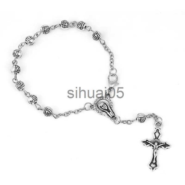 Collares colgantes Joyería 2021 Tendencia Jesús Cruz Charm Pulsera Suministros cristianos Regalos Rosario Pulseras a mano Material de aleación de zinc al por mayor x1009 x1010