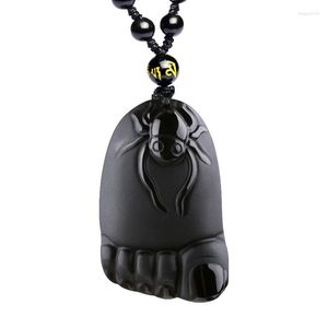 Hanger kettingen Joursneige Natural Stone Obsidian Bead ketting zwart een gebeeldhouwde voet/spider fijn snijwerk gelukkig voor mannen vrouwen