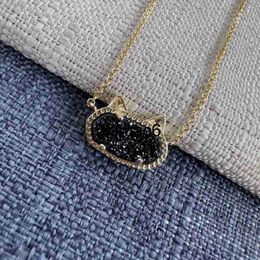 Colliers pendants kendrascotts bijoux de créateur kendras scotts collier fashion géométrique ovale petit chat oreilles de chat noir collier dentaire cristal