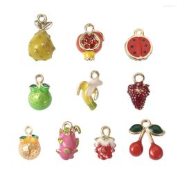 Hanger kettingen kissitty 10stcs mix vorm imitatie fruit goud kleurlegering email hangers metalen charmes voor oorbel armband sieraden maken
