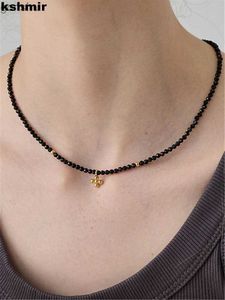 Hangende kettingen kshmir zwarte kunstmatige kristallen ketting geschikt voor niche design dames sieraden ketting kruis hanger 2022wx